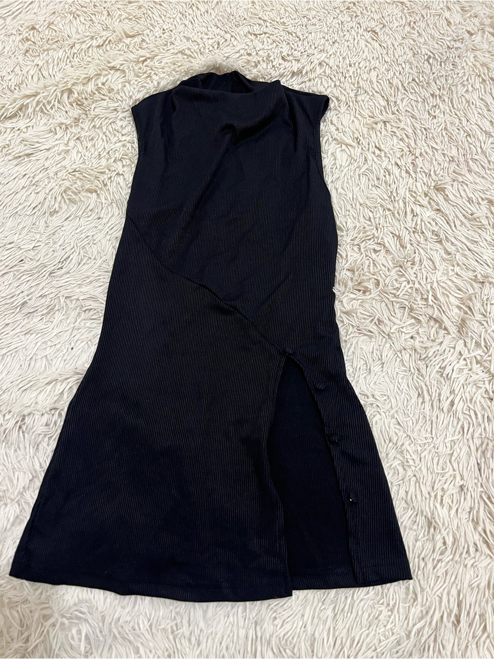 Sleeveless Black Ribbed tunic